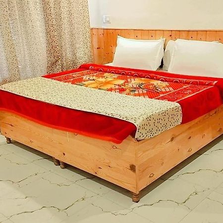 Hotel Seraj International Manali  Bagian luar foto